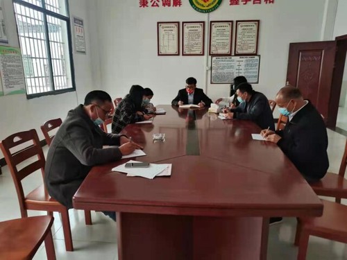 德赢ac米兰官方合作vwin驻邑口村工作队：硬核担当扛在肩，防疫战场冲在前